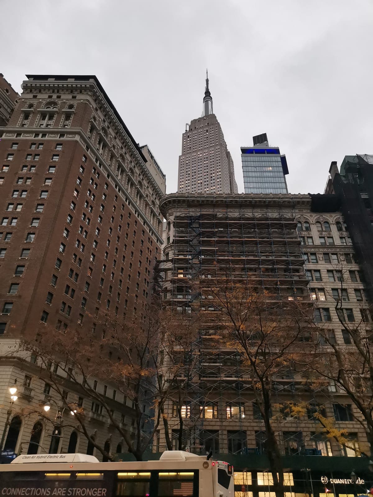 3:48 pm, the Empire State Building.